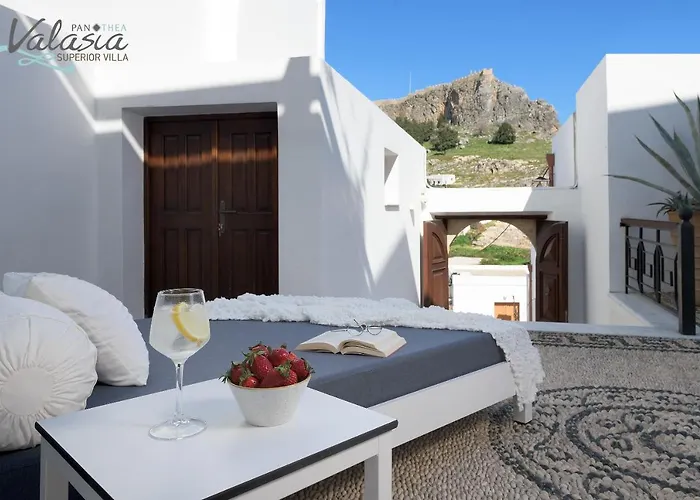 Villa Panthea Valasia Boutique *