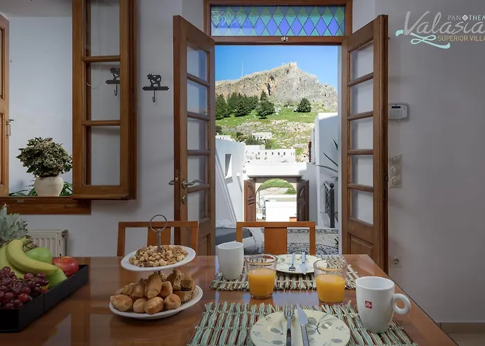 Panthea Valasia Boutique