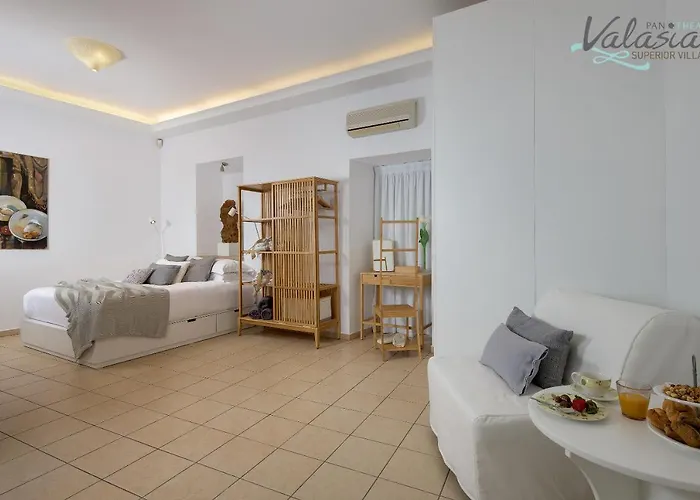 Panthea Valasia Boutique וילה *