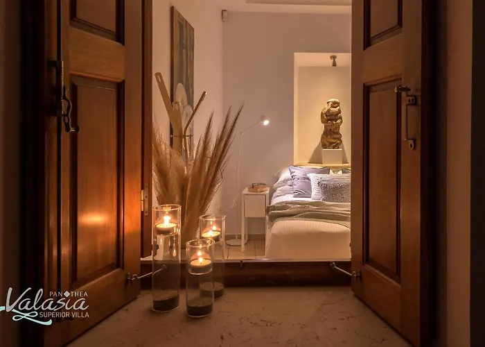 Panthea Valasia Boutique לינדוס