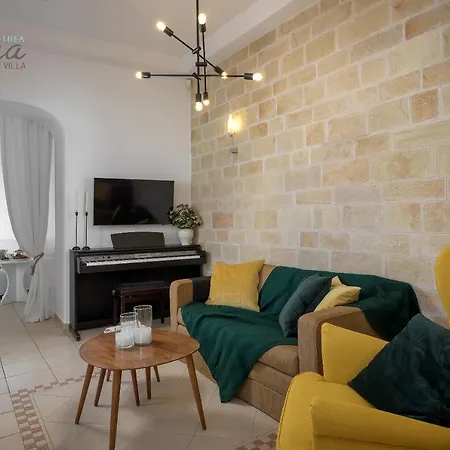 Panthea Valasia Boutique *